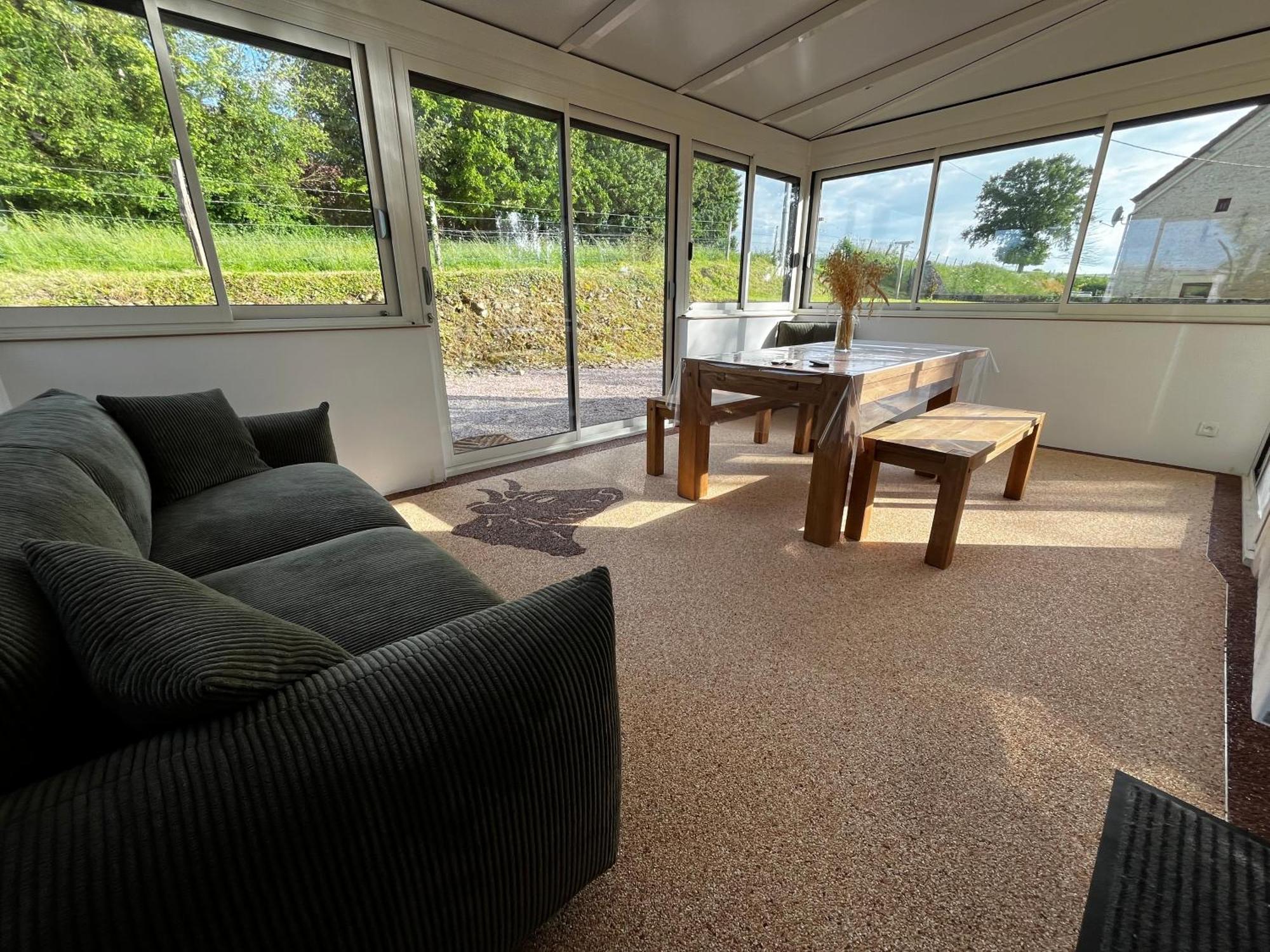Au Pre Des Acajous Villa Pertheville-Ners ภายนอก รูปภาพ